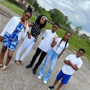 Meet your Posher, Latasha